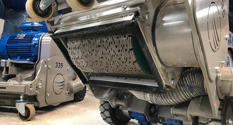 INDUFLOOR investe em nova Fresadora Multicortadora INDUFLOOR investe em nova Fresadora Multicortadora
